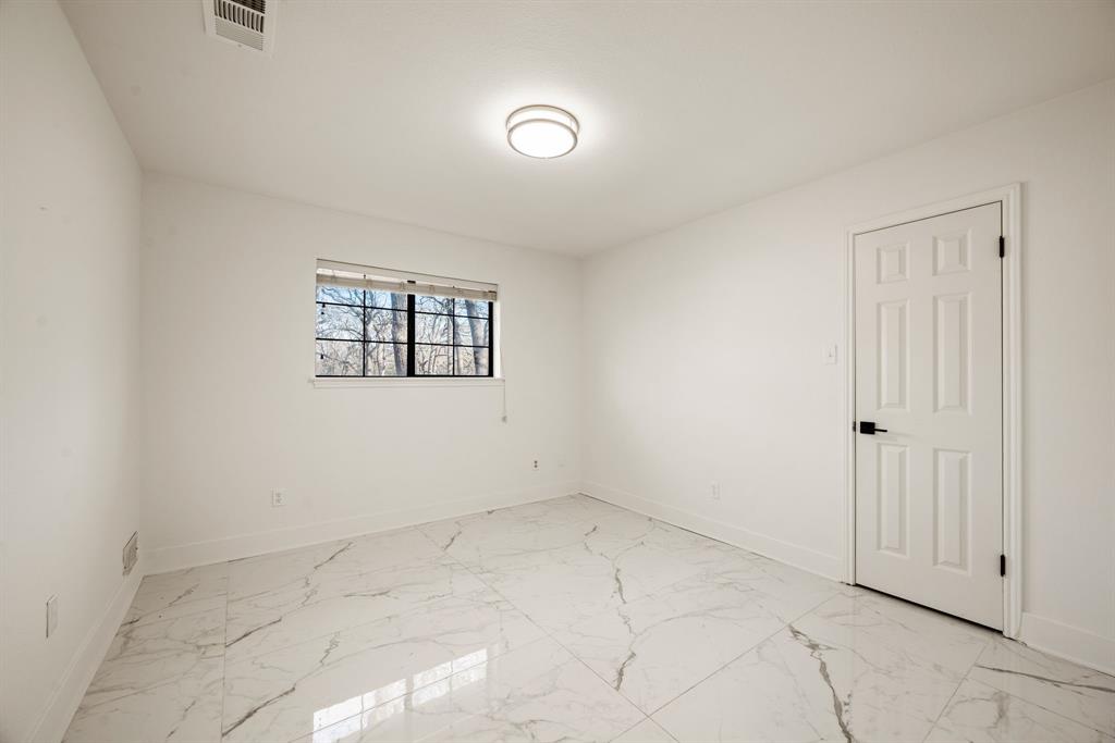 504 Sagebrush Street Colleyville, TX 76034 - Photo 30 of 40