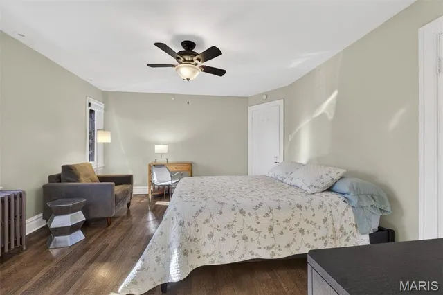 $699,900 | 7457 Kingsbury Boulevard, University City, MO 63130