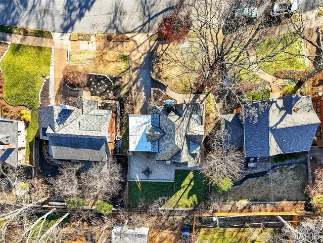 $699,900 | 7457 Kingsbury Boulevard, University City, MO 63130