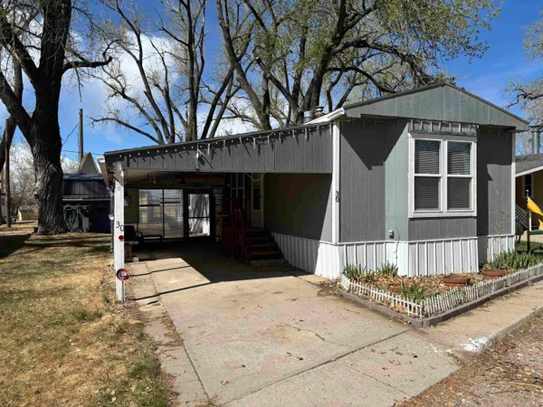 $40,000 | 4543 Highway 26, Torrington, WY 82240