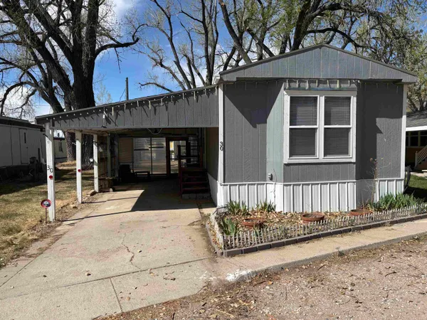 $40,000 | 4543 Highway 26, Torrington, WY 82240