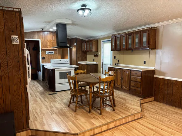 $40,000 | 4543 Highway 26, Torrington, WY 82240