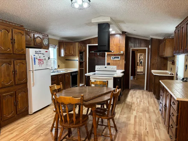 $40,000 | 4543 Highway 26, Torrington, WY 82240