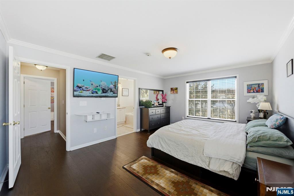 154 George Russell Way Clifton, NJ 07013 - Photo 15 of 39