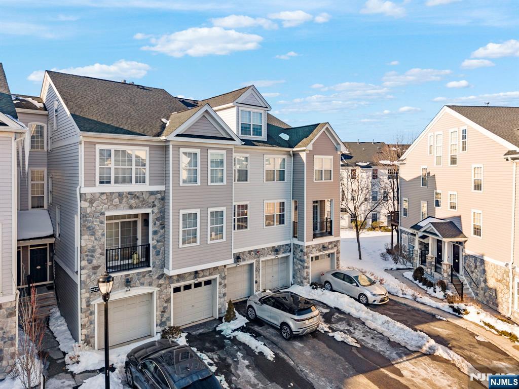 154 George Russell Way Clifton, NJ 07013 - Photo 2 of 39