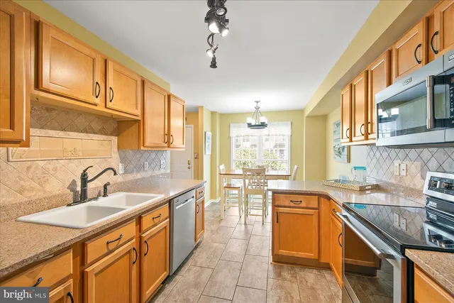 $759,000 | 37841 Salt Grass Cove, Unit 99, Ocean View, DE 19970