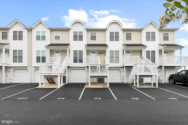 $759,000 | 37841 Salt Grass Cove, Unit 99, Ocean View, DE 19970