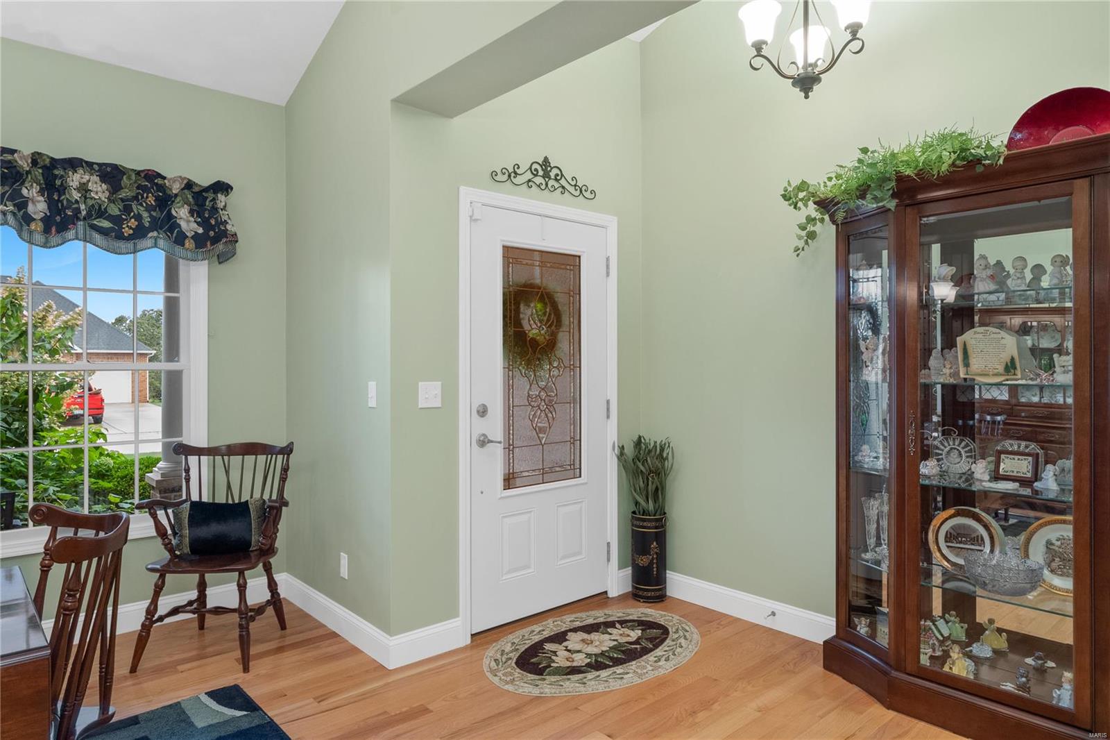 1614 Clover Ridge Columbia, IL 62236 - Photo 4 of 46 Gallery Image 4