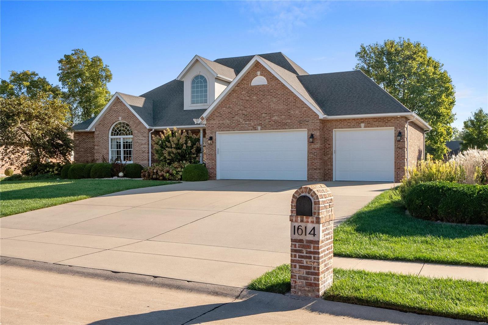 1614 Clover Ridge Columbia, IL 62236 - Photo 45 of 46 Gallery Image 45