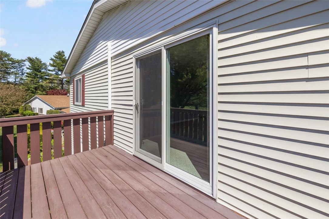 124 Edaville Court Warwick, RI 02886 - Photo 27 of 50