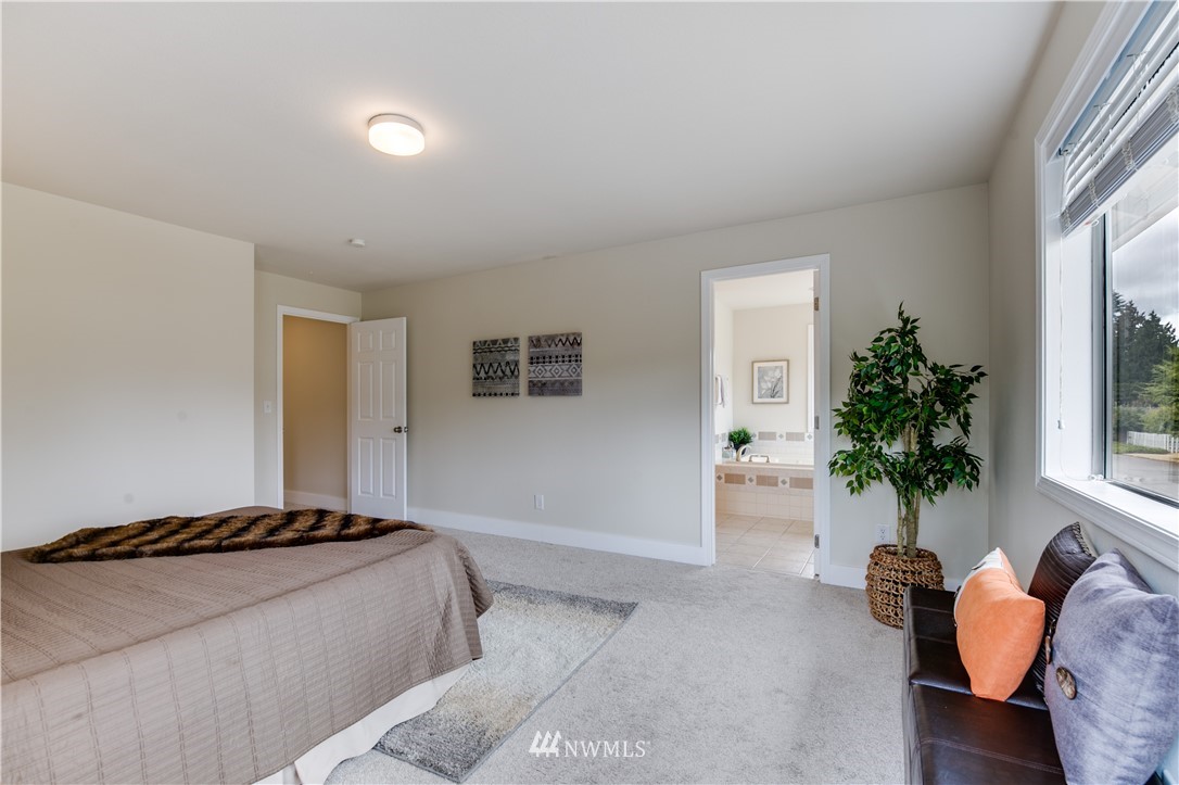 19005 103rd Place Southeast Renton, WA 98055 - Photo 22 of 25