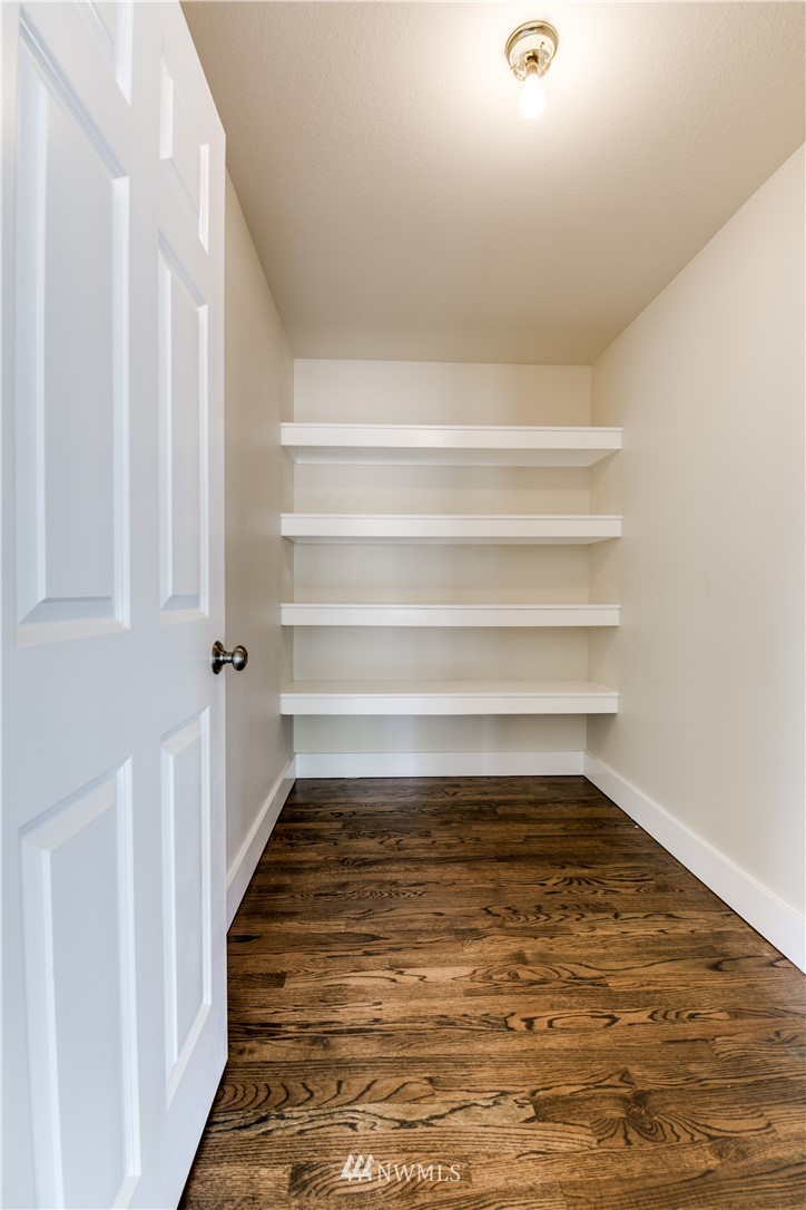 19005 103rd Place Southeast Renton, WA 98055 - Photo 10 of 25