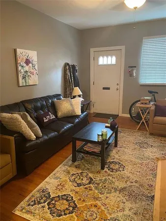 $1,800 | 1709 Sarah Street, Pittsburgh, PA 15203