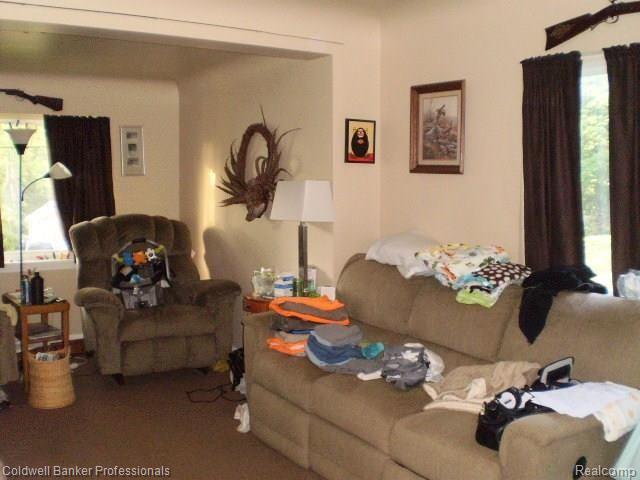 Living Room.jpg