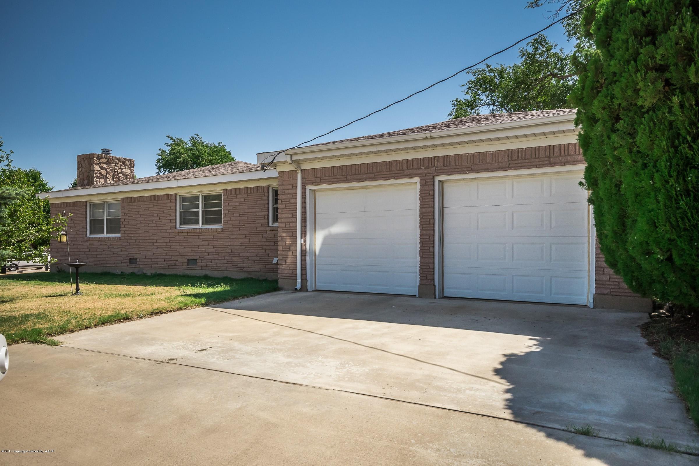 700 Rietman Street Amarillo, TX 79108 - Photo 25 of 25 025_Garage_