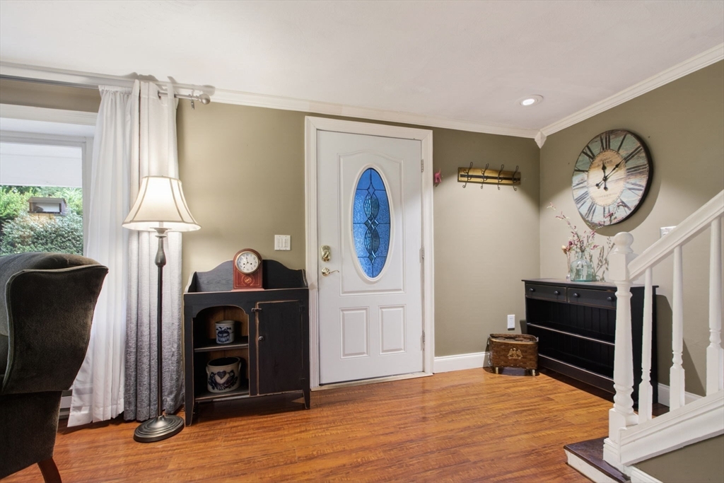 48 Westview Road Worcester, MA 01602 - Photo 4 of 37