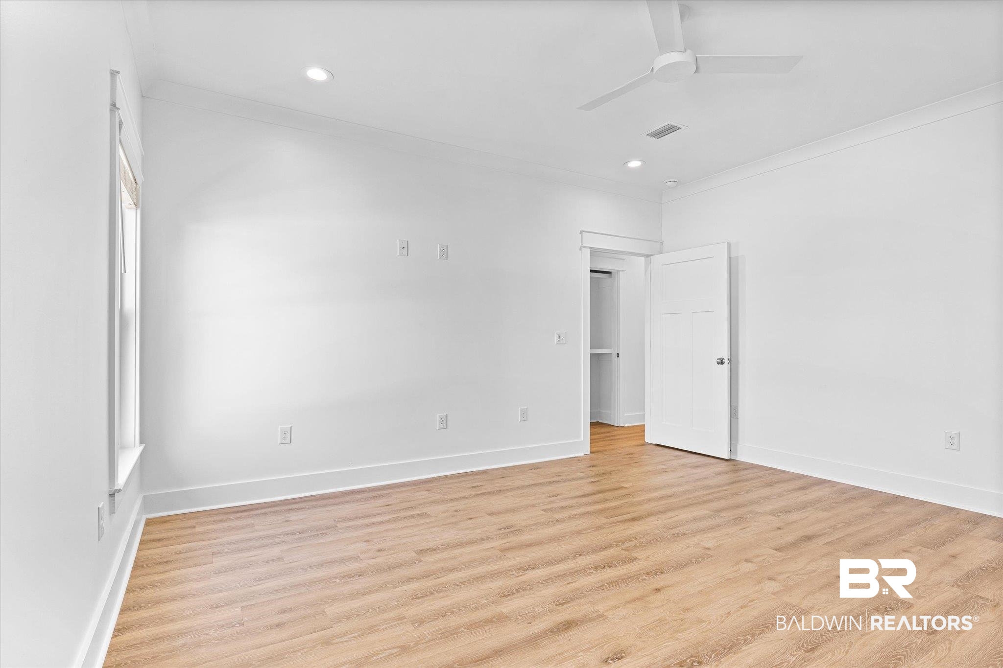 5502 East Perdido Avenue Orange Beach, AL 36561 - Photo 13 of 31 Primary Bedroom