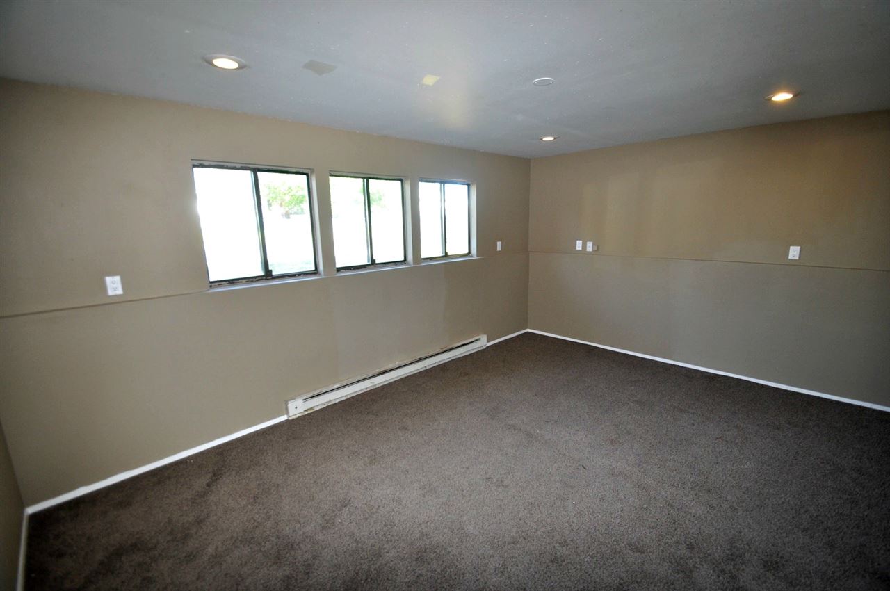 6205 North Cook Street Spokane, WA 99208 - Photo 9 of 19 Gallery Image 9