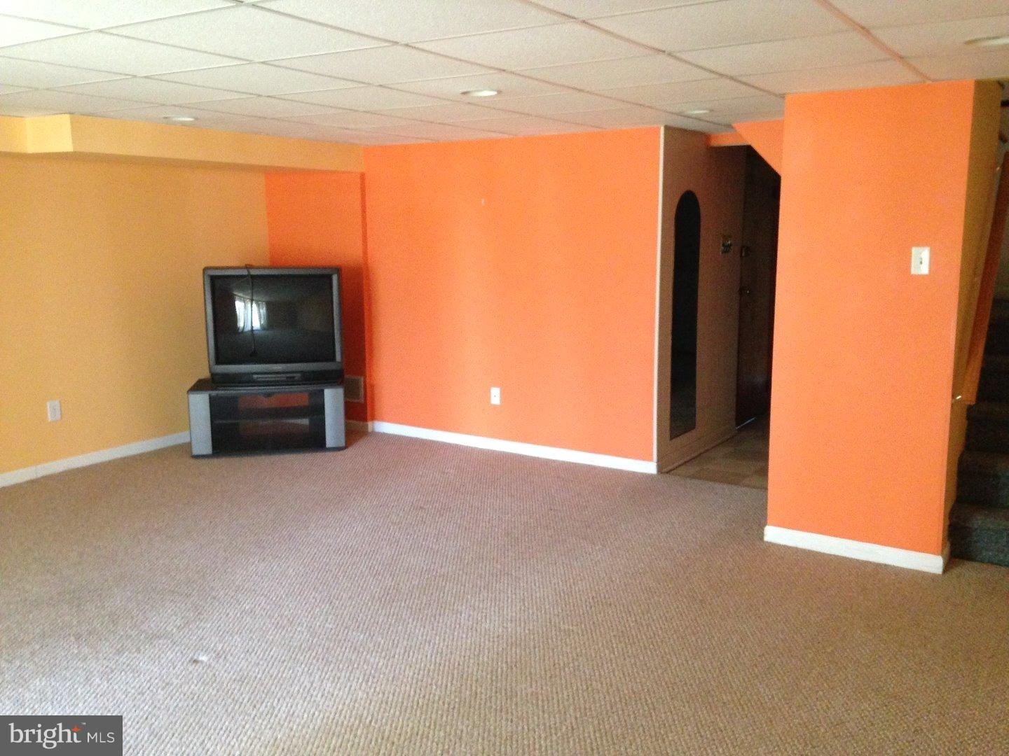 3243 Tara Road Philadelphia, PA 19154 - Photo 14 of 19 Basement - Finished