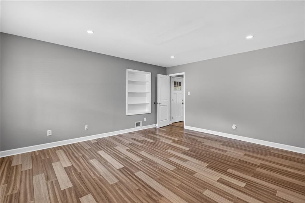 3954 Honeysuckle Lane Conley, GA 30288 - Photo 5 of 44