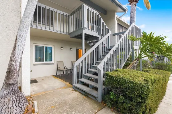 $209,900 | 11201 122nd Avenue North, Unit 208, Largo, FL 33774