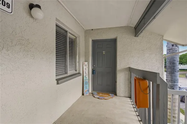 $209,900 | 11201 122nd Avenue North, Unit 208, Largo, FL 33774