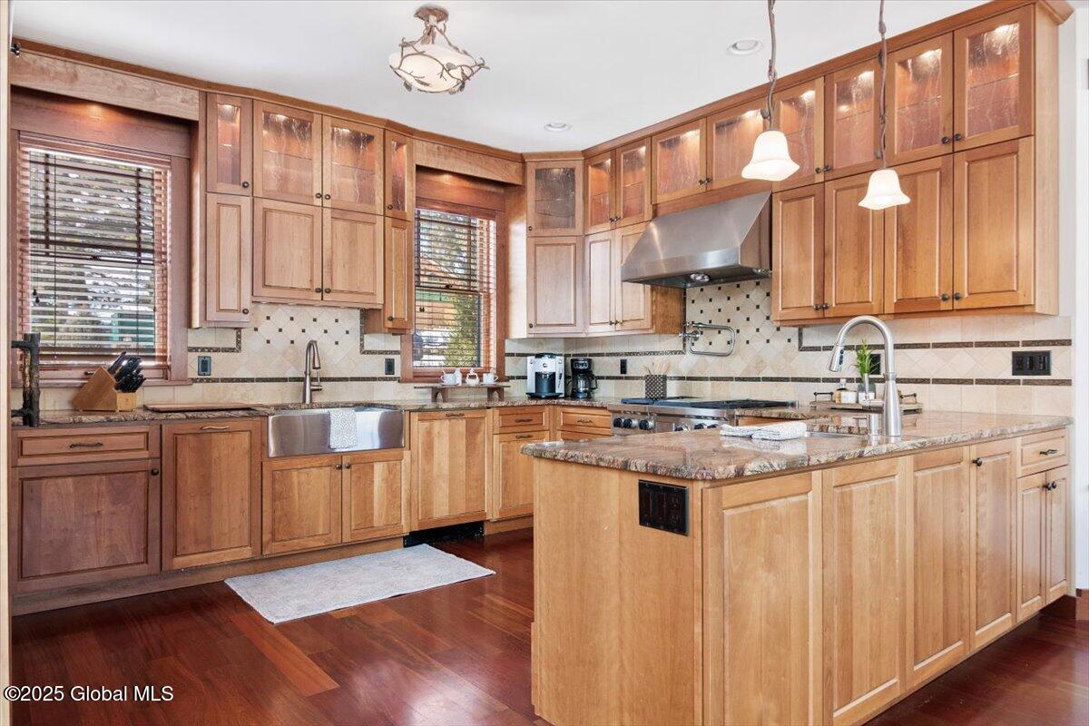 84 Rockhurst Road Queensbury, NY 12804 - Photo 12 of 47 16-RKA_2191