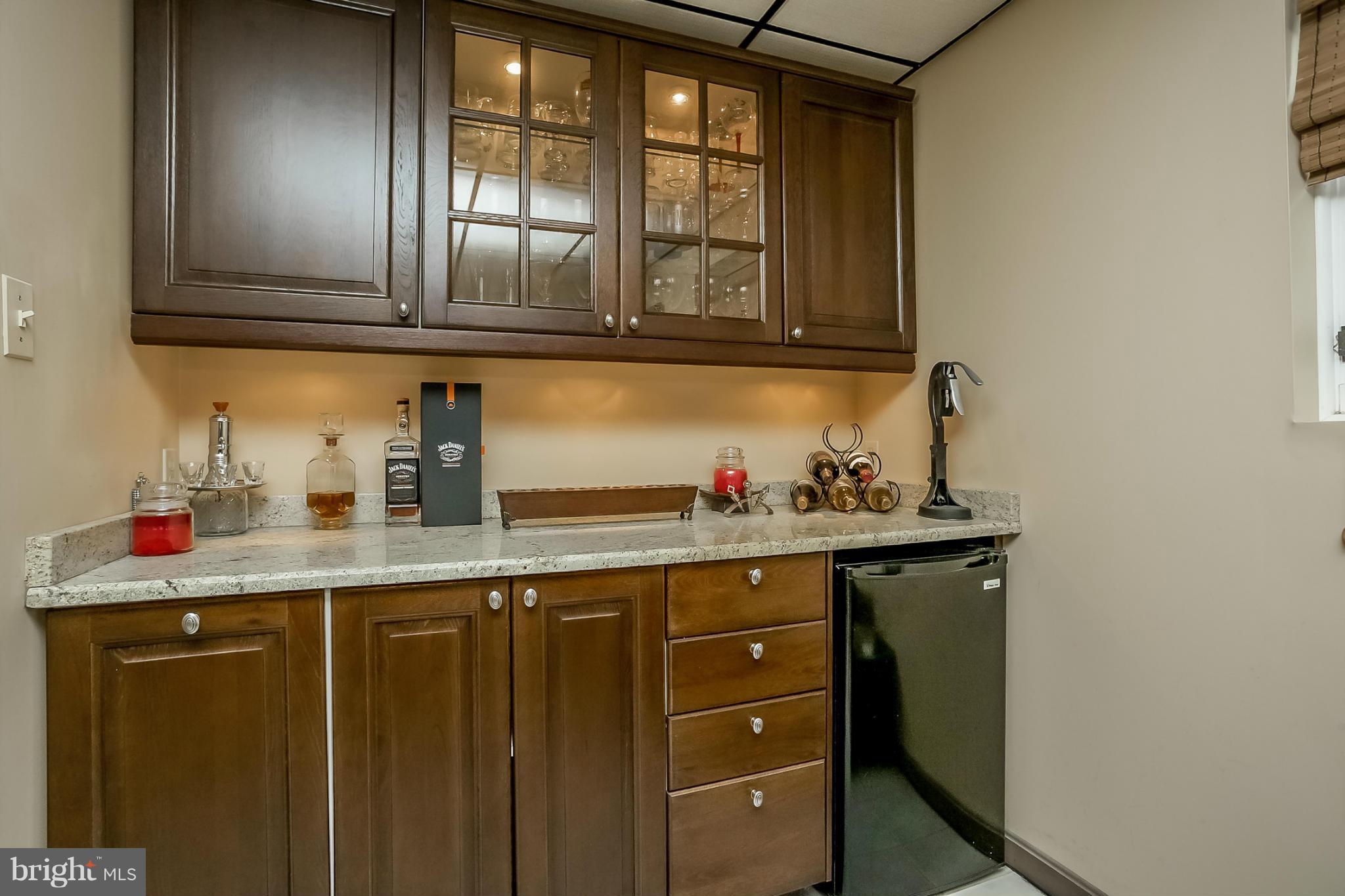 9407 Oak White Road Baltimore, MD 21236 - Photo 15 of 30 a kitchen with stainless steel appliances granite countertop a sink and cabinets