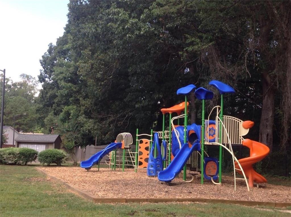 2236 Plaster Road Northeast Atlanta, GA 30345 - Photo 11 of 14