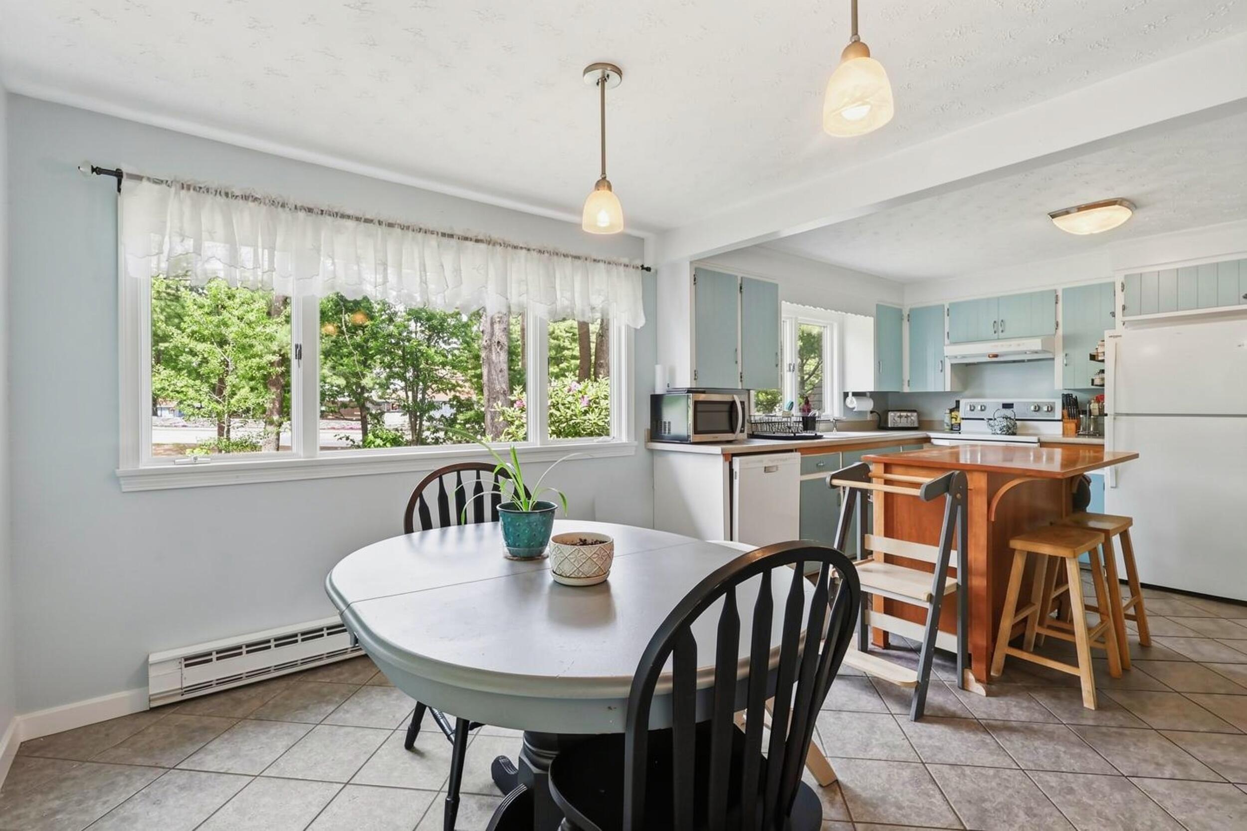 11 Cascade Road Old Orchard Beach, ME 04064 - Photo 15 of 57
