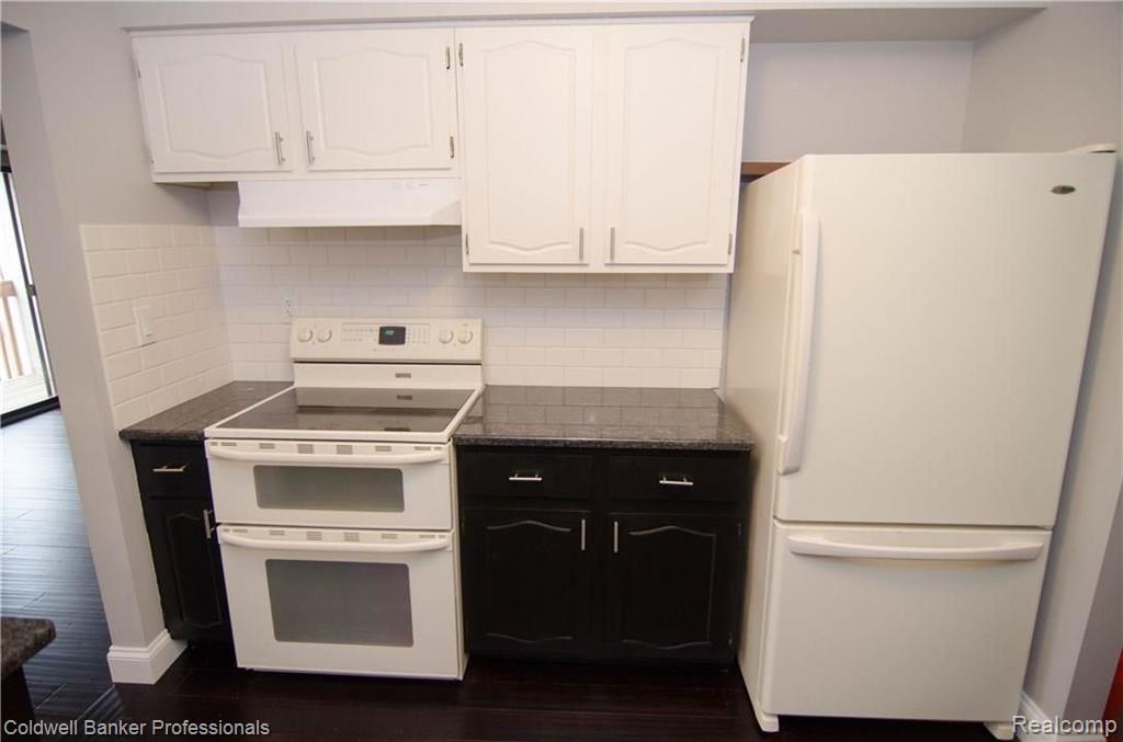 1687 Riverside Drive, Unit 16 Rochester Hills, MI 48309 - Photo 7 of 19