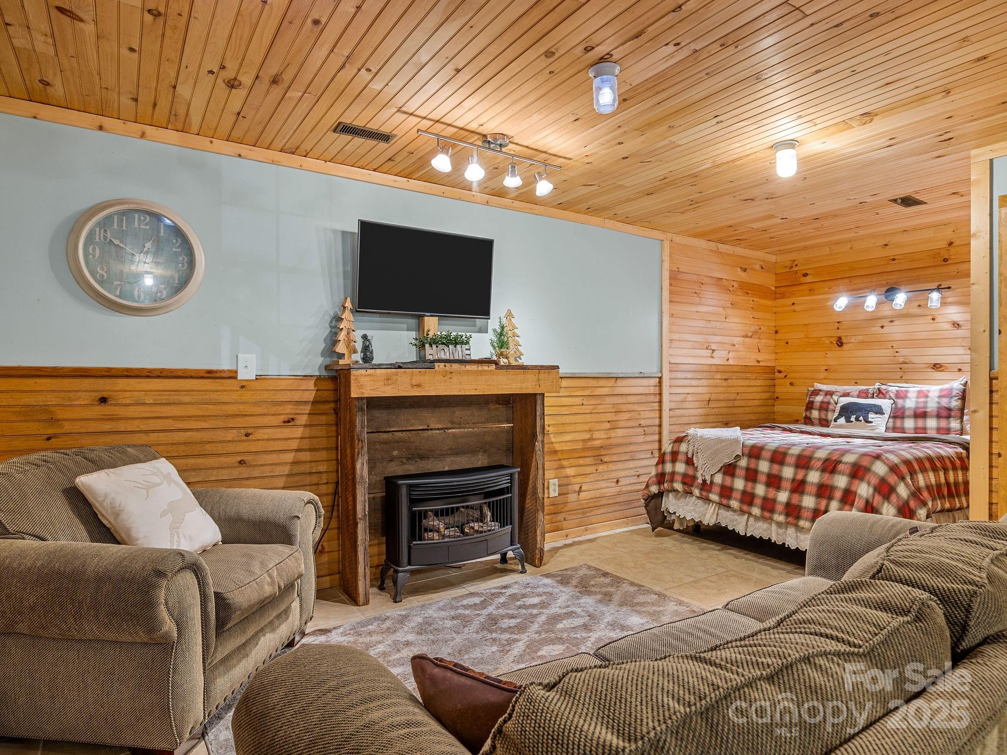18 Lennox Road Landrum, SC 29356 - Photo 23 of 35 Gallery Image 23