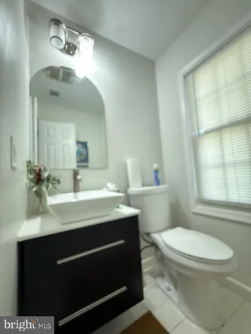 $3,900 | 220 Summit Hall Road, Gaithersburg, MD 20877