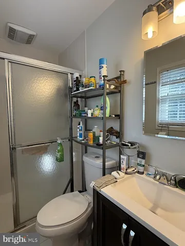 $3,900 | 220 Summit Hall Road, Gaithersburg, MD 20877