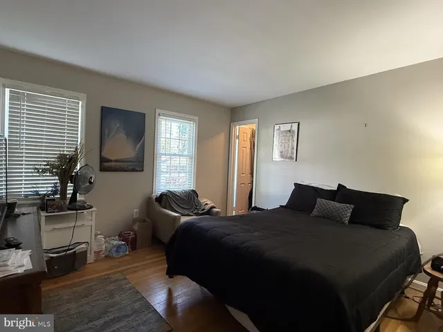 $3,900 | 220 Summit Hall Road, Gaithersburg, MD 20877