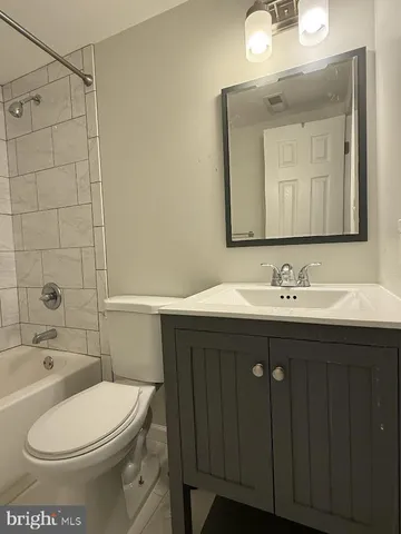 $3,900 | 220 Summit Hall Road, Gaithersburg, MD 20877