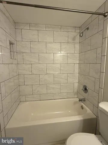 $3,900 | 220 Summit Hall Road, Gaithersburg, MD 20877