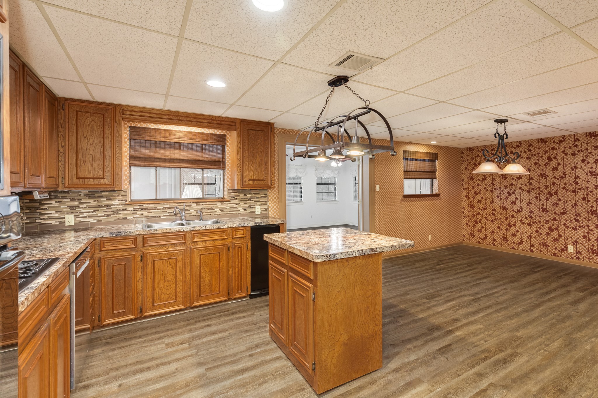 349 Pecan Estates Road, Unit C616R Angleton, TX 77515 - Photo 24 of 43