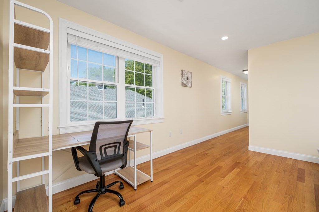 89 Overland Road, Unit 2 Waltham, MA 02451 - Photo 16 of 22