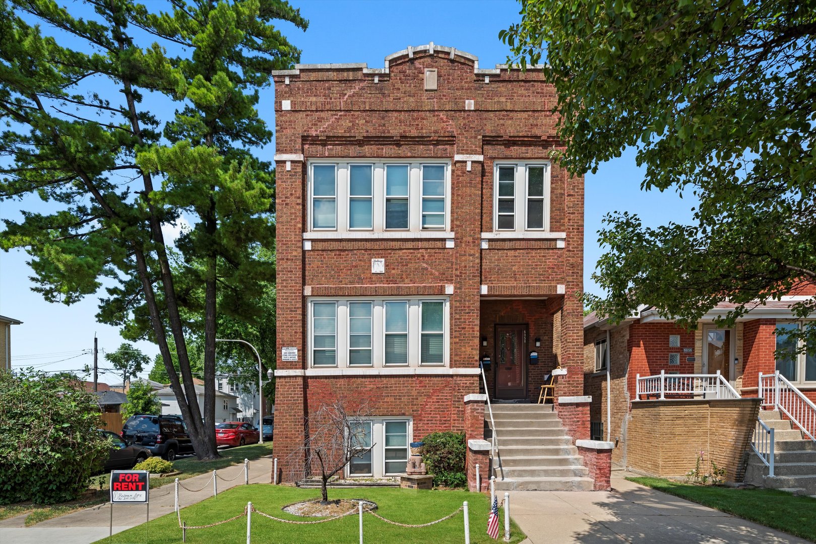 6058 South Massasoit Avenue Chicago, IL 60638 - Photo 1 of 45