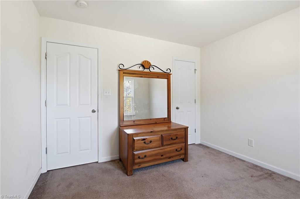 2136 Burton Run Road High Point, NC 27262 - Photo 33 of 43