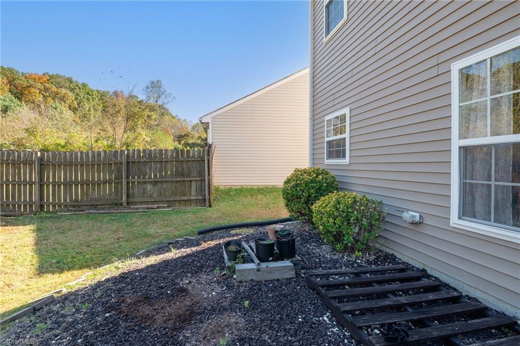 2136 Burton Run Road High Point, NC 27262 - Photo 38 of 43