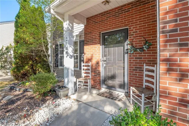 $309,999 | 2136 Burton Run Road, High Point, NC 27262