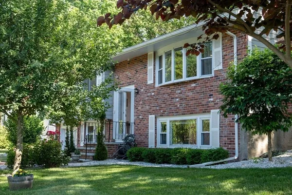 $839,000 | 37 Lantern Lane, Sharon, MA 02067