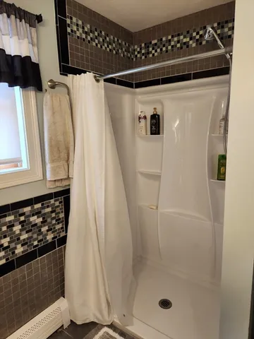 $585,800 | 381 Oxford Street North, Auburn, MA 01501