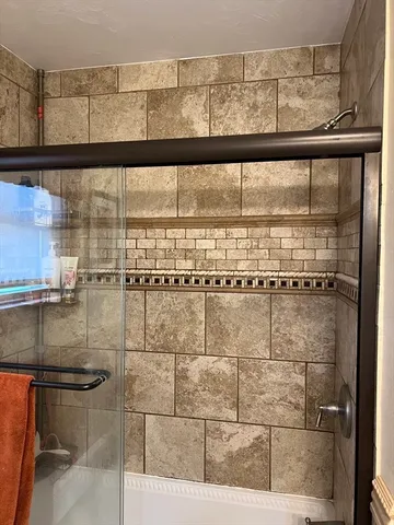 $585,800 | 381 Oxford Street North, Auburn, MA 01501