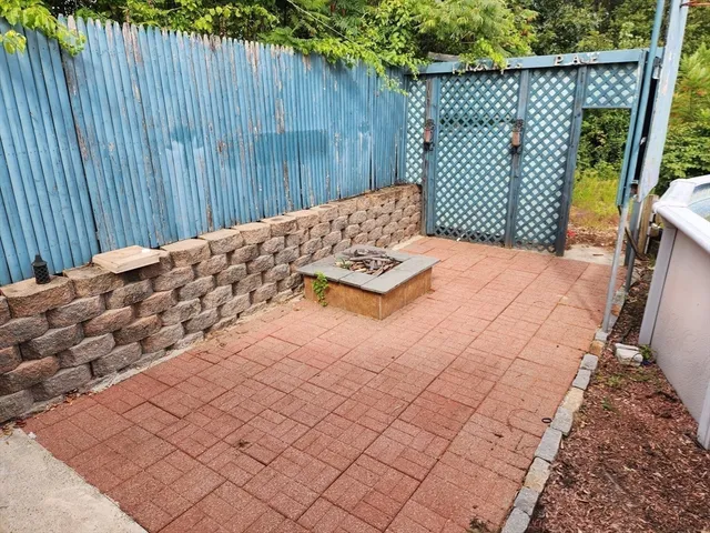 $585,800 | 381 Oxford Street North, Auburn, MA 01501