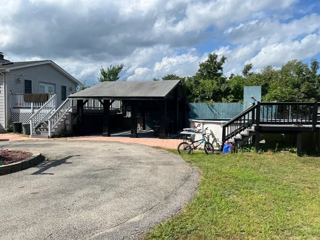 $585,800 | 381 Oxford Street North, Auburn, MA 01501