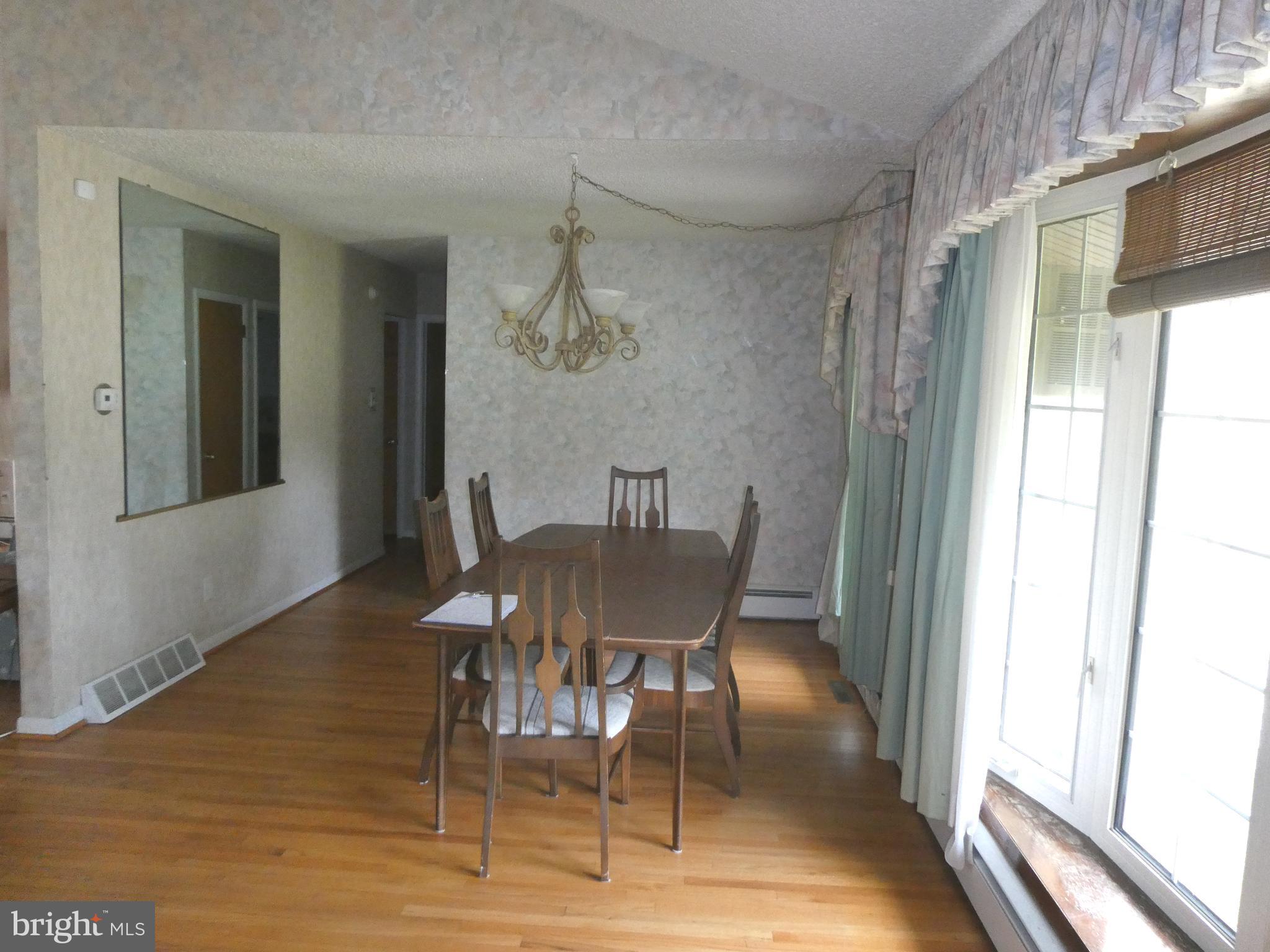 55 Tansboro Road Berlin, NJ 08009 - Photo 3 of 16 55 Tansboro Road