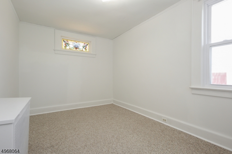 31 Clinton Avenue, Unit 2 Springfield, NJ 07081 - Photo 6 of 11